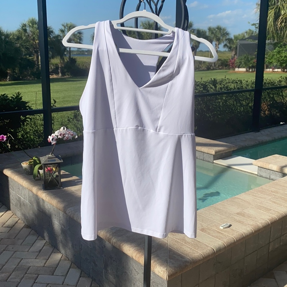 Fabletics Mika built-in tank. High impact Like new